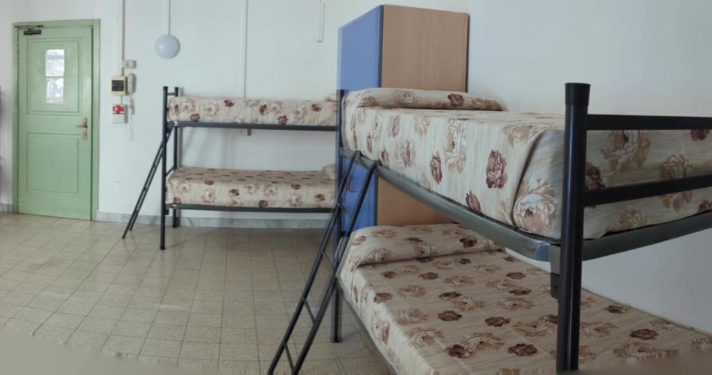Litus Roma Hostel Lido di Ostia Bagian luar foto